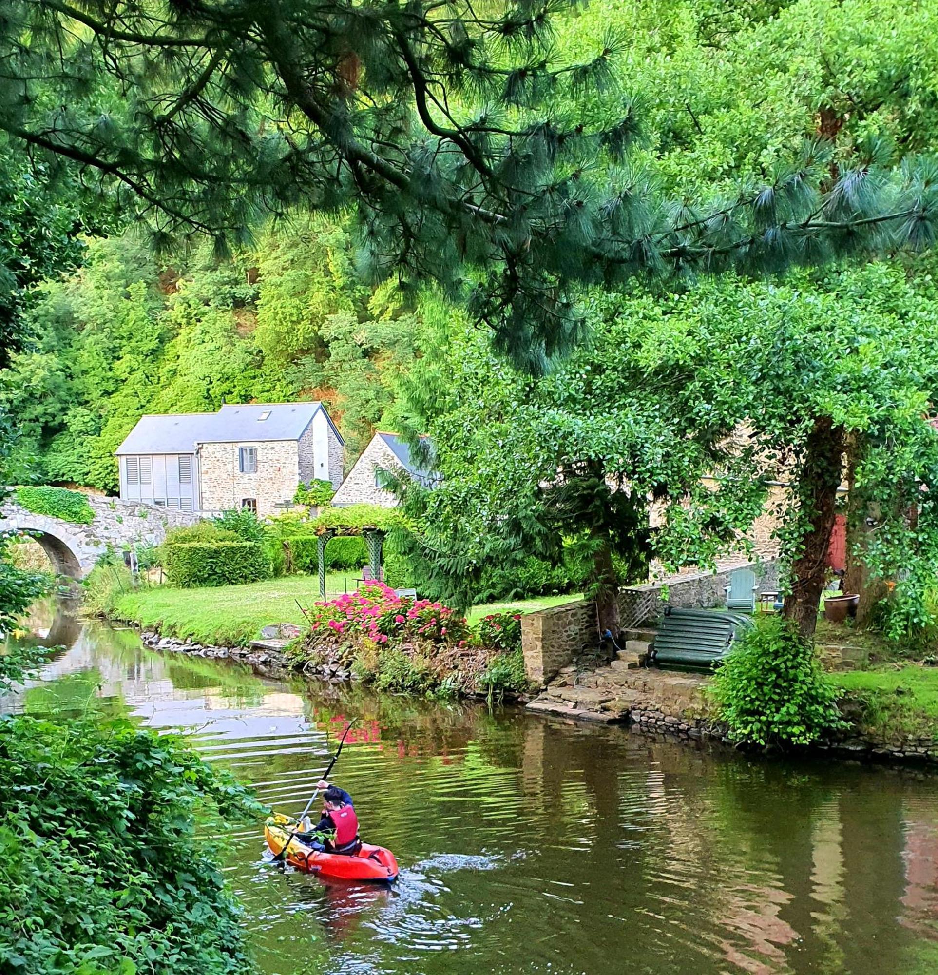Les Bords De Rance Villa Dinan Exteriör bild